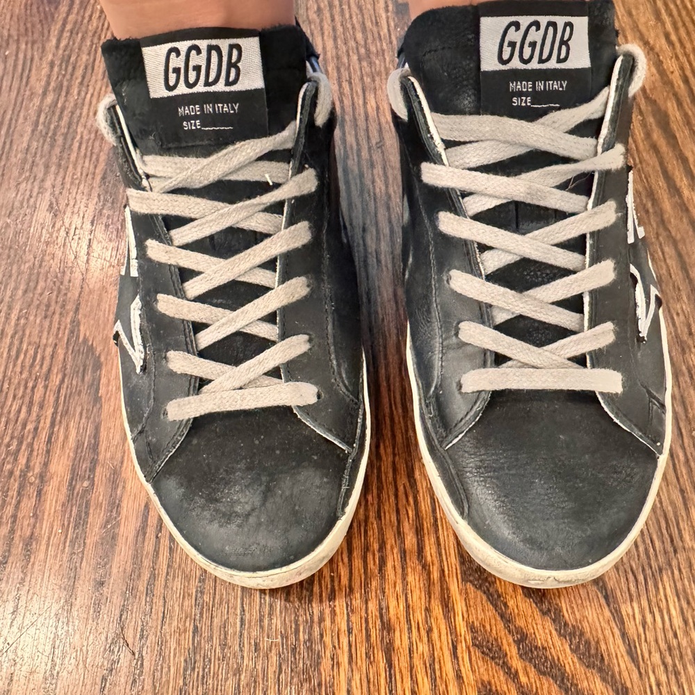 Golden Goose Black and White Women's Sneakers - Picture 3 of 6